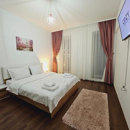 Urban Luxury Flats - Cozy Apartments At Coresi Mall #Brasov Bagian luar foto