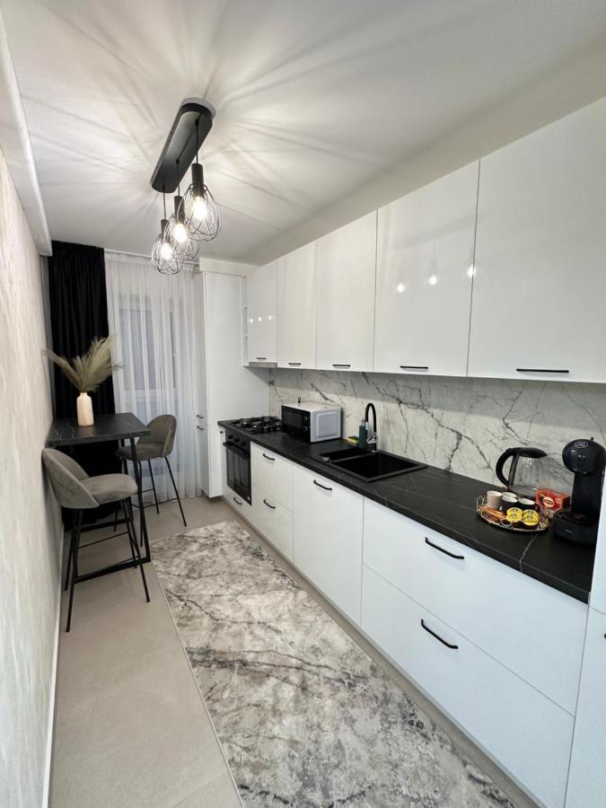 Urban Luxury Flats - Cozy Apartments At Coresi Mall #Brasov Bagian luar foto