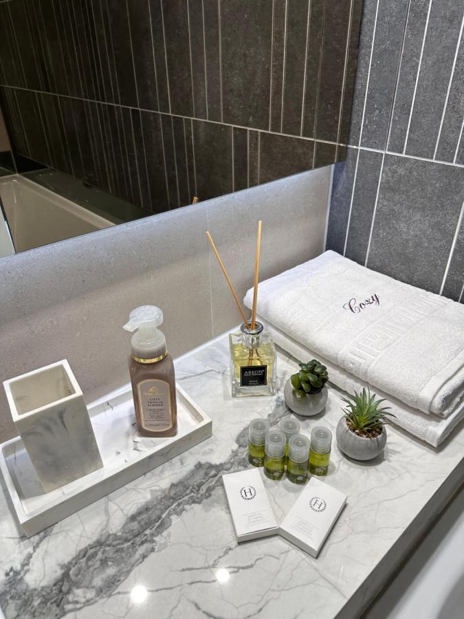Urban Luxury Flats - Cozy Apartments At Coresi Mall #Brasov Bagian luar foto